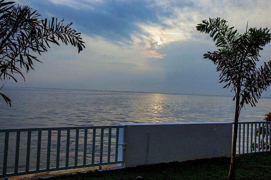 Vembanad Village Backwater Resort Alappuzha 외부 사진